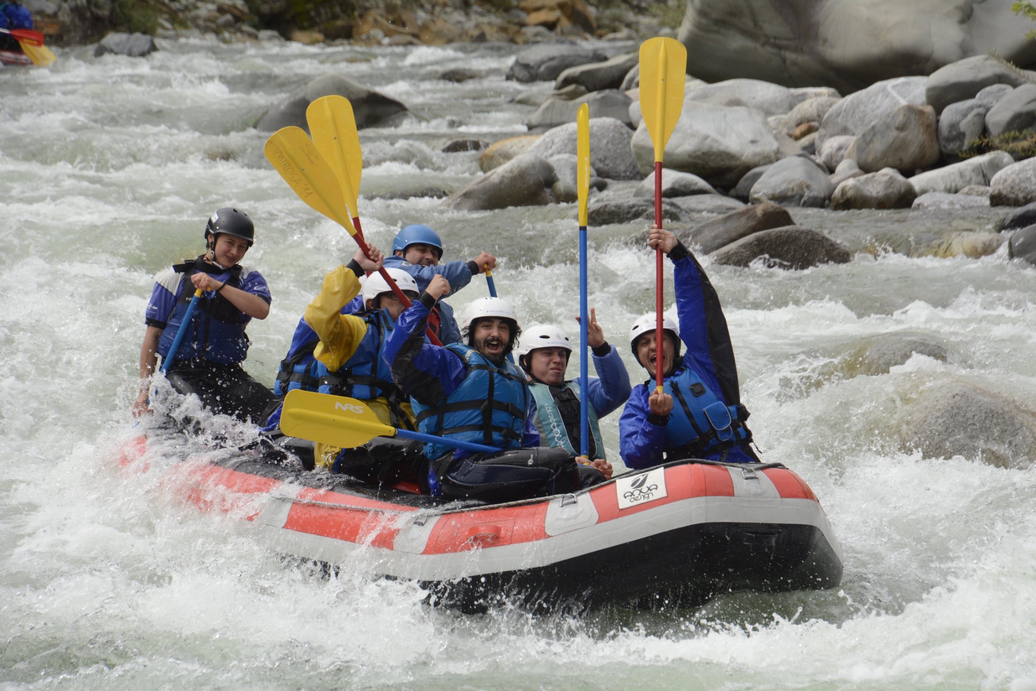 20220516 monrosa rafting2