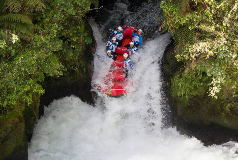 donne senior prove NZ rafting